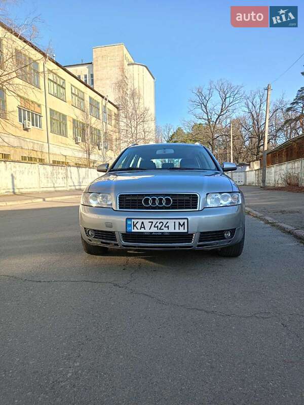 Универсал Audi A4 2004 в 