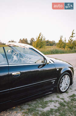 Кабриолет Audi A4 2003 в 