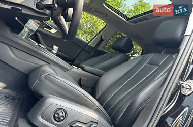 Седан Audi A4 2018 в 