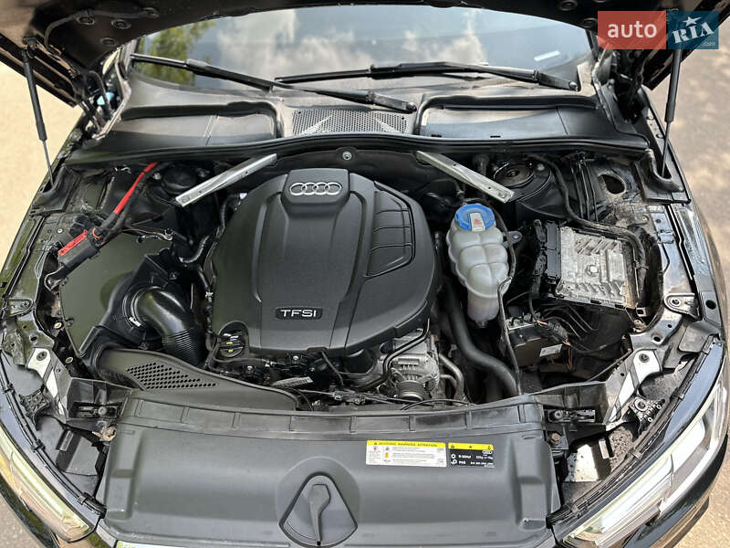 Седан Audi A4 2018 в Шептицькому