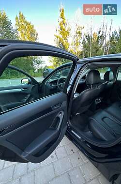 Седан Audi A4 2012 в 