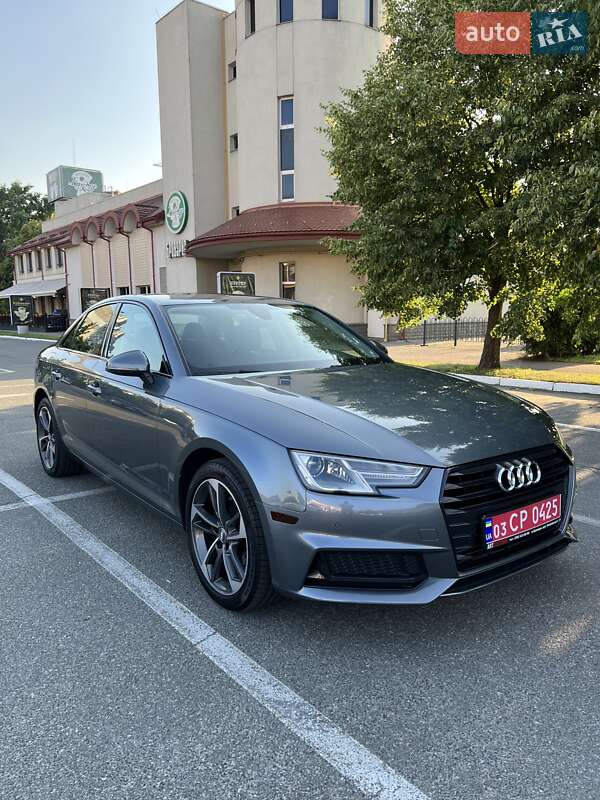 Audi A4 2019