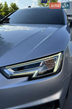 Седан Audi A4 2015 в 