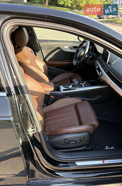 Седан Audi A4 2019 в 