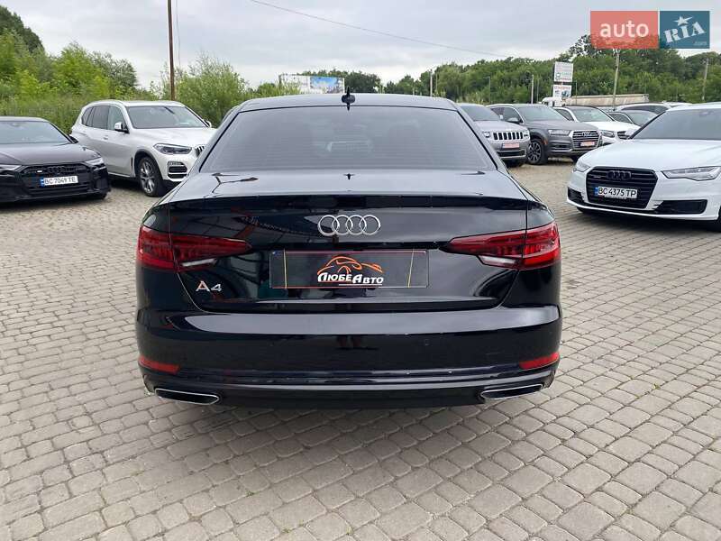 Седан Audi A4 2019 в Львові