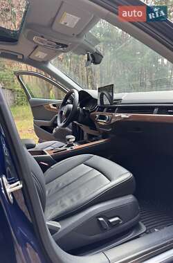 Седан Audi A4 2023 в 