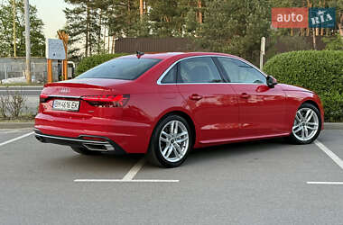 Седан Audi A4 2023 в 