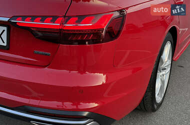 Седан Audi A4 2023 в 