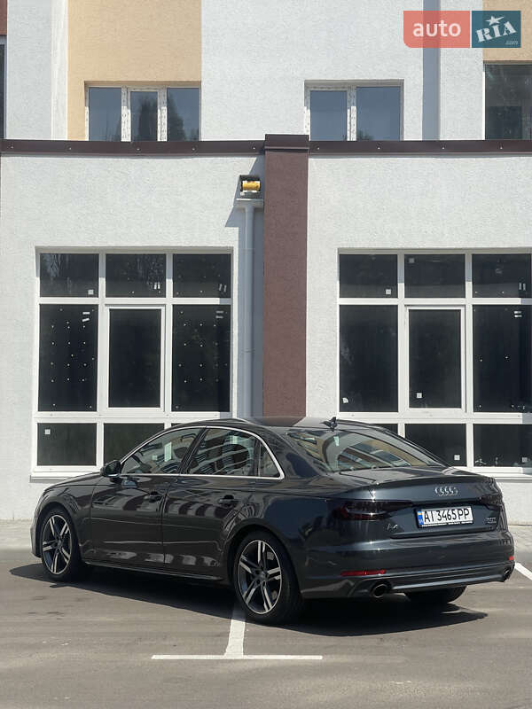 Седан Audi A4 2017 в Киеве