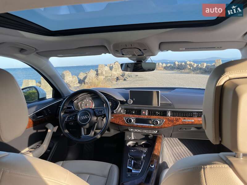Седан Audi A4 2016 в Кременчуге