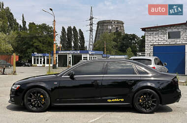 Седан Audi A4 2013 в 