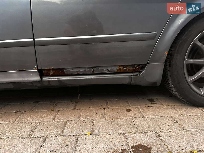 Универсал Audi A4 2002 в Луцке