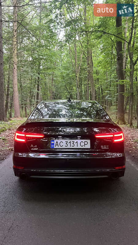 Седан Audi A4 2016 в Луцке