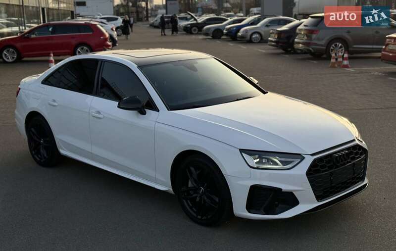 Седан Audi A4 2019 в Рівному