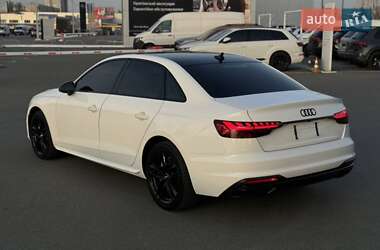 Седан Audi A4 2019 в 