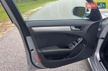 Седан Audi A4 2015 в 