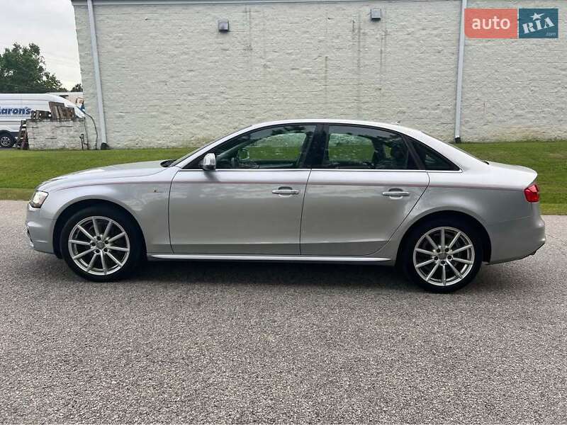 Седан Audi A4 2015 в Киеве