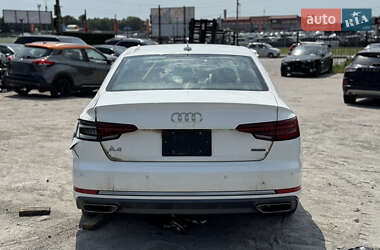 Седан Audi A4 2019 в 