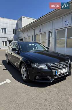 Універсал Audi A4 2009 в 