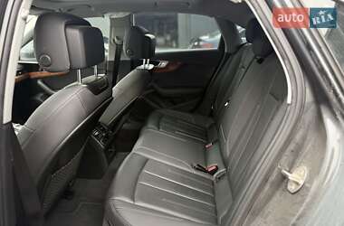 Седан Audi A4 2021 в 