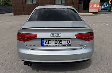 Седан Audi A4 2012 в 