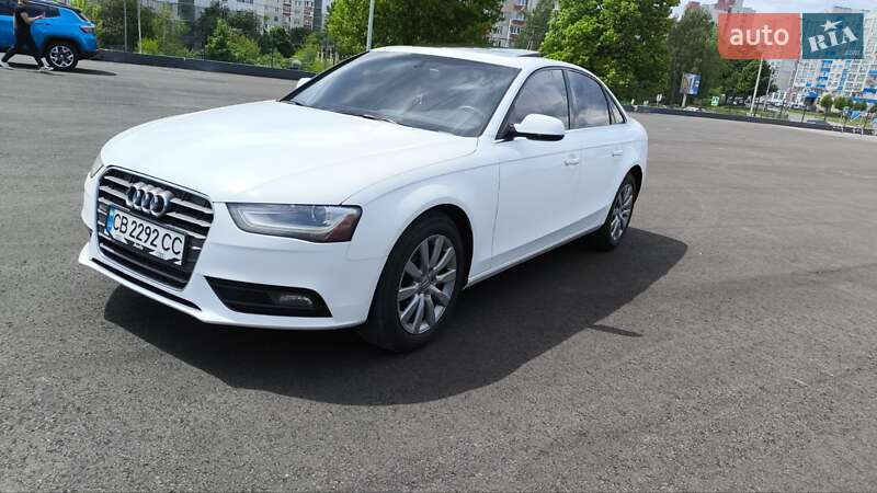 Седан Audi A4 2012 в Чернігові