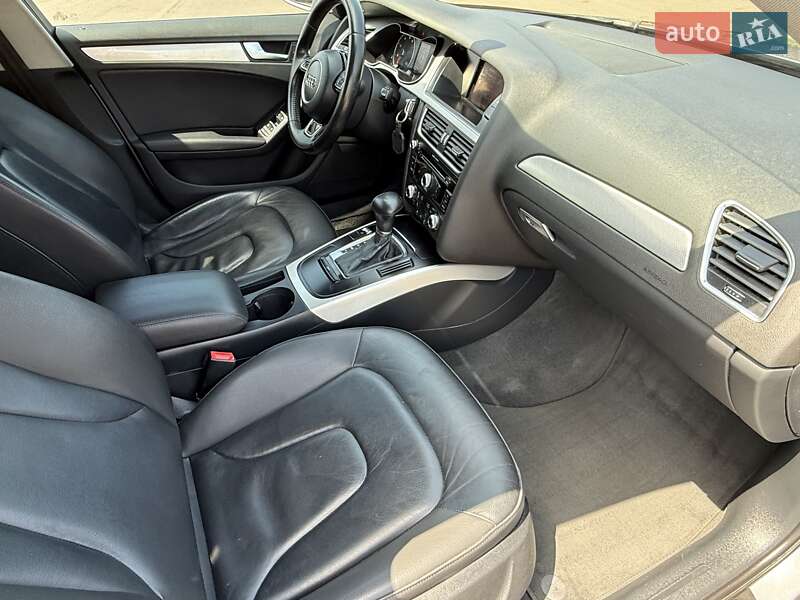 Седан Audi A4 2015 в Києві