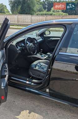 Седан Audi A4 2012 в 