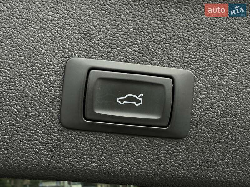 Універсал Audi A4 2015 в Житомирі