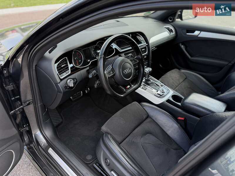 Універсал Audi A4 2015 в Житомирі
