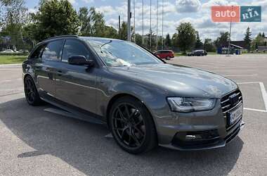 Универсал Audi A4 2015 в 