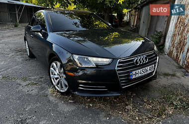 Седан Audi A4 2017 в 