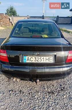 Седан Audi A4 1997 в 