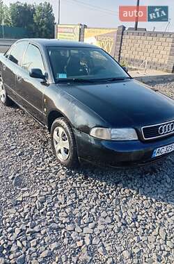 Седан Audi A4 1997 в 