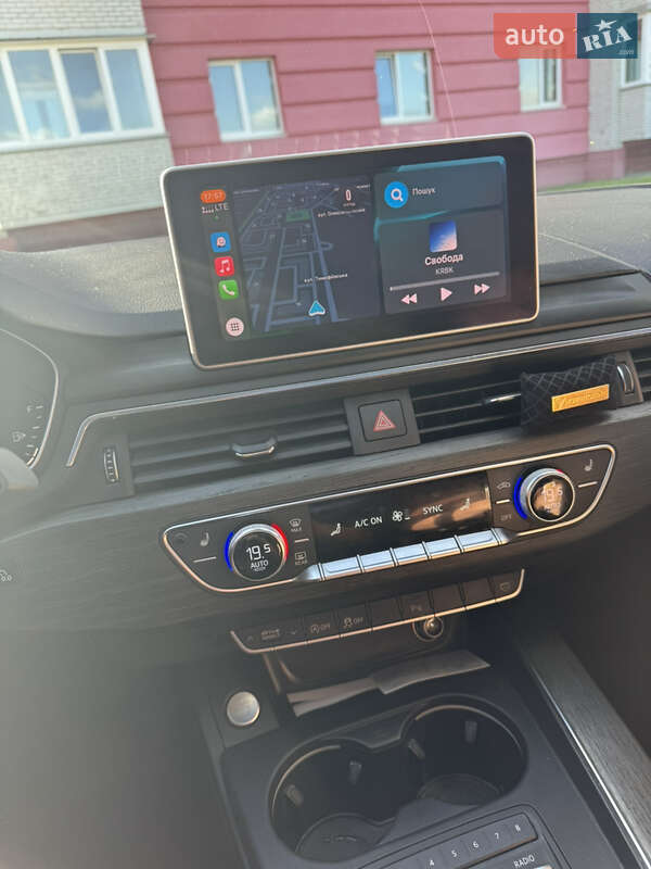 Седан Audi A4 2016 в Виннице