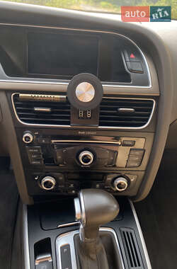 Седан Audi A4 2012 в 