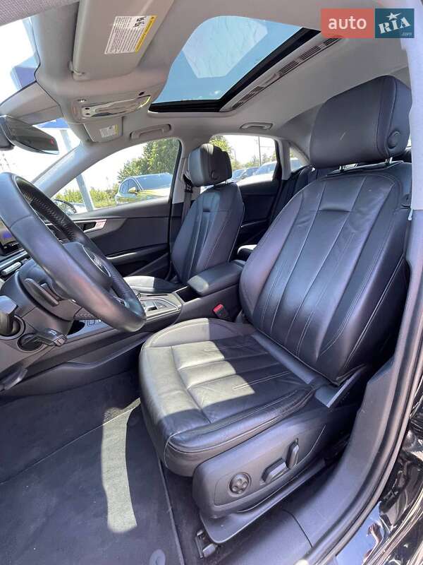 Седан Audi A4 2019 в Львове