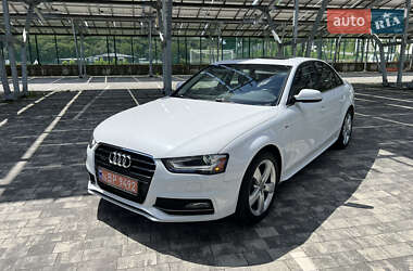 Седан Audi A4 2015 в 