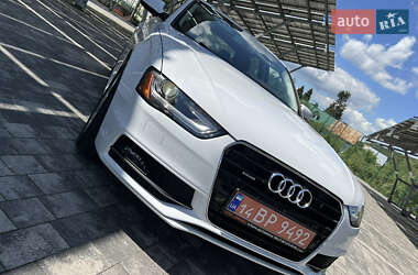Седан Audi A4 2015 в 