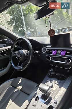 Седан Audi A4 2016 в 