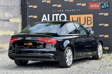 Седан Audi A4 2014 в 