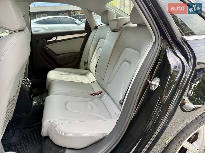 Седан Audi A4 2014 в Харькове