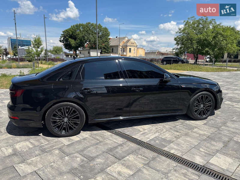 Седан Audi A4 2017 в Львове