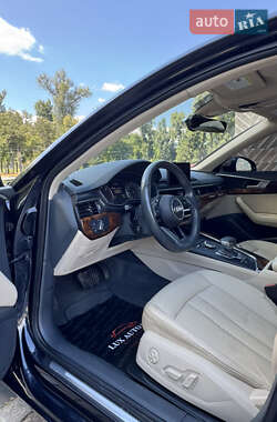 Седан Audi A4 2016 в 