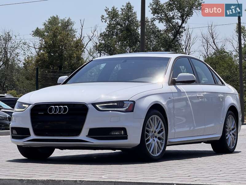 Седан Audi A4 2015 в Запоріжжі