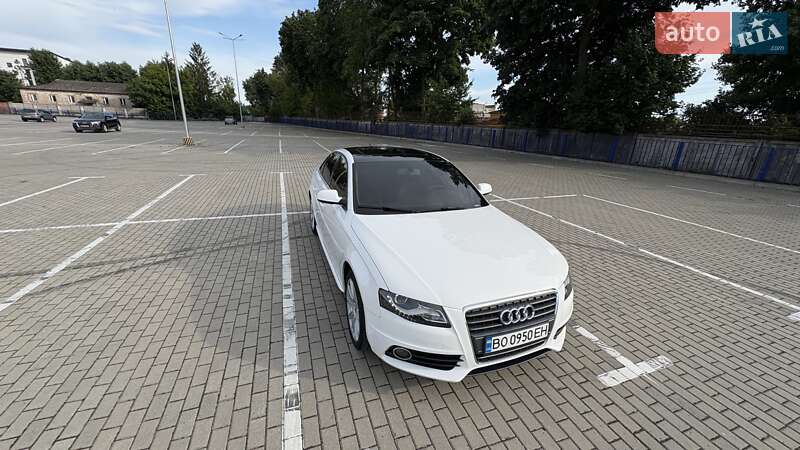 Седан Audi A4 2012 в Тернополе