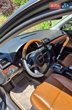 Седан Audi A4 2006 в 