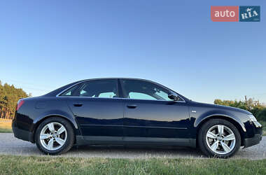 Седан Audi A4 2001 в 