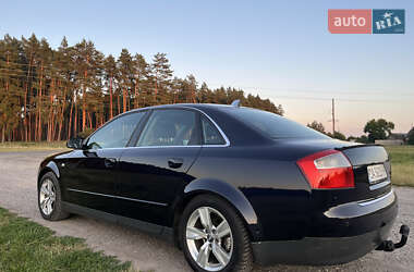 Седан Audi A4 2001 в 