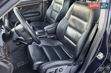 Седан Audi A4 2001 в 